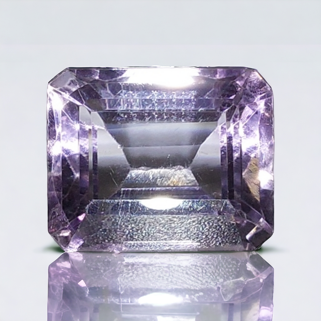 4.71 carat Emerald cut kunzite